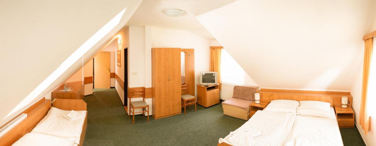 Motel Velky Rybnik Dehtare  المظهر الخارجي الصورة